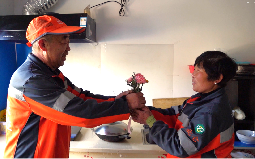 1701394595817633.png 1701394595817633.png